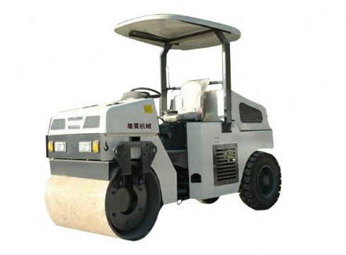 點(diǎn)擊查看詳細(xì)信息<br>標(biāo)題：3T(噸)單輪座駕式壓路機(jī) 閱讀次數(shù)：3885